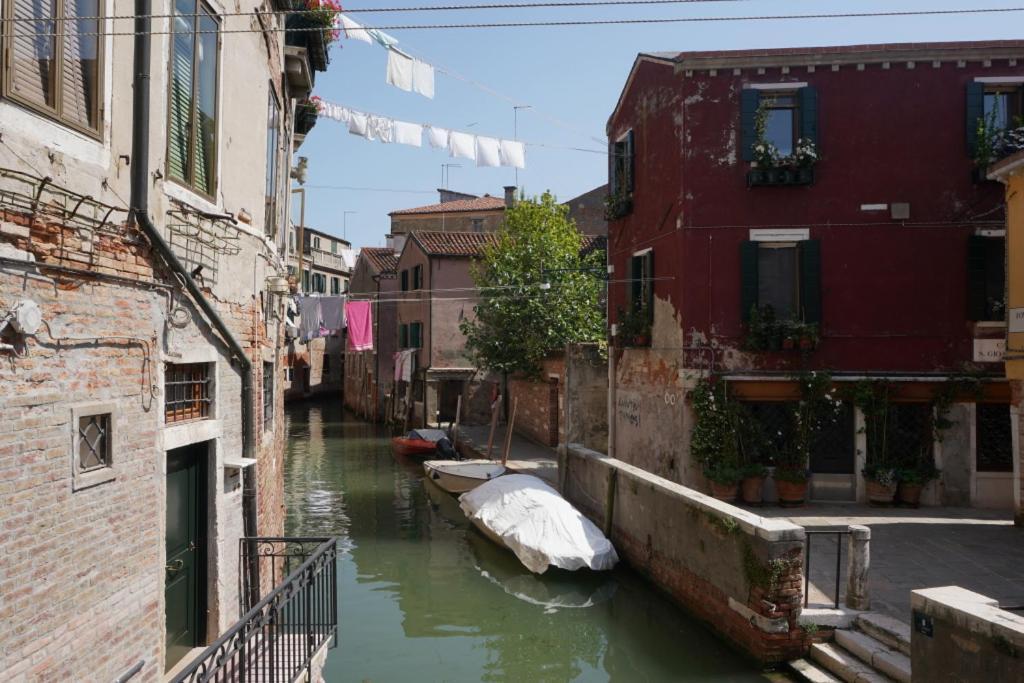 Ca De Le Ole Apartment Venesia Bagian luar foto